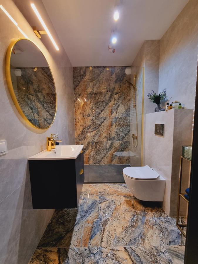 Apartament Jacuzzi Krakow Exterior photo