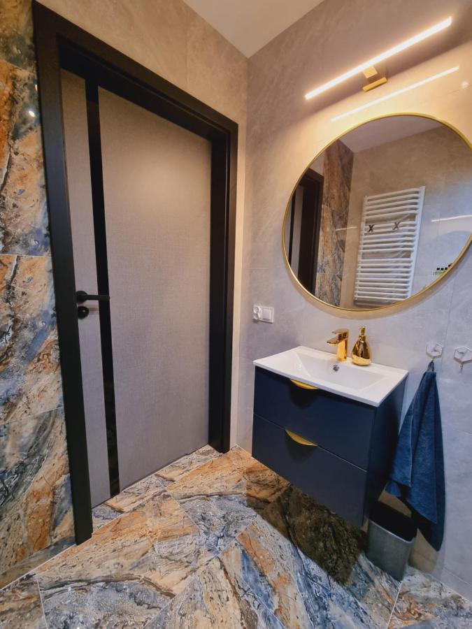Apartament Jacuzzi Krakow Exterior photo