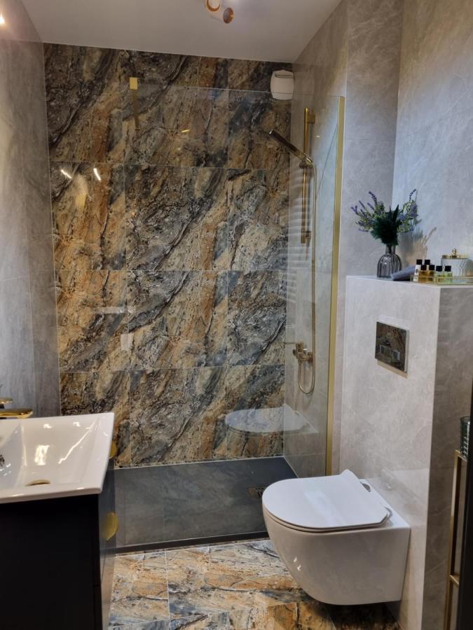 Apartament Jacuzzi Krakow Exterior photo